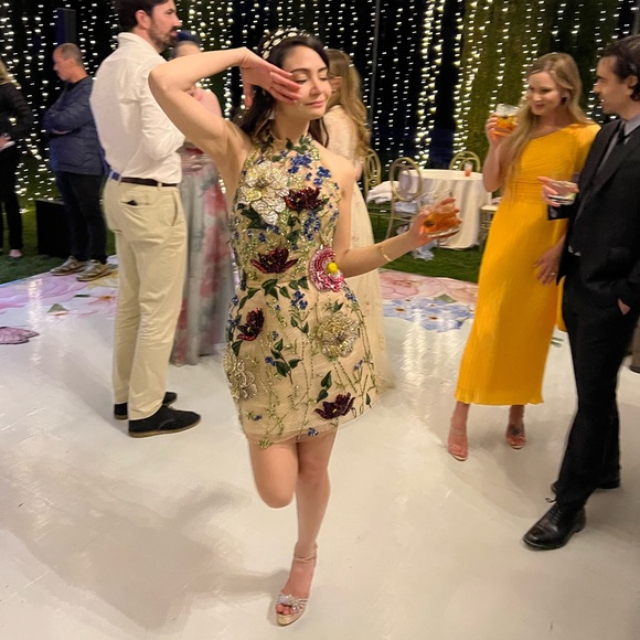 Meet your Posher, Lini - Picture 3 of 7